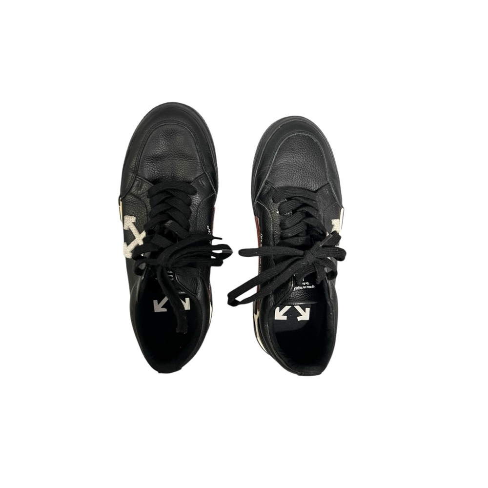 Off-White Men's Black and White leather Trainers sz 39